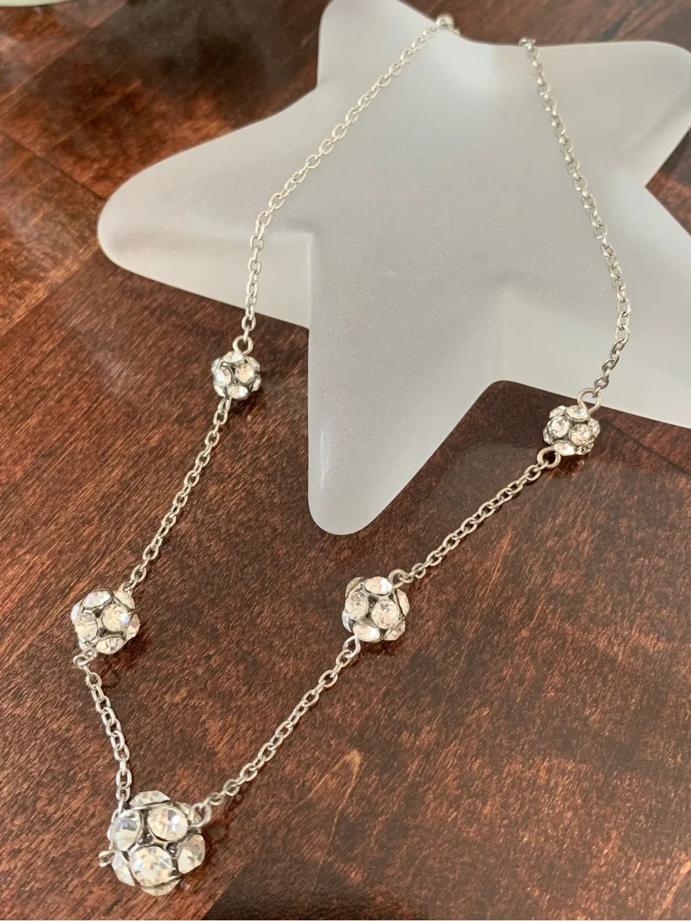 Silvertone American Eagle Outfitters necklace with rhinestone globes